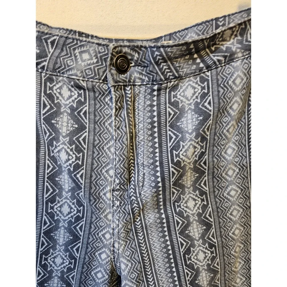 Rock N Roll Women's Flare Denim Jeans Size 31x36 Aztec Print - Picture 4 of 7